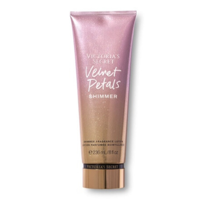 Лосьйон для тіла Victoria's Secret Velvet Petals Shimmer Lotion 236 ml Лосьйон для тіла Victoria's Secret Velvet Petals Shimmer Lotion 236 ml